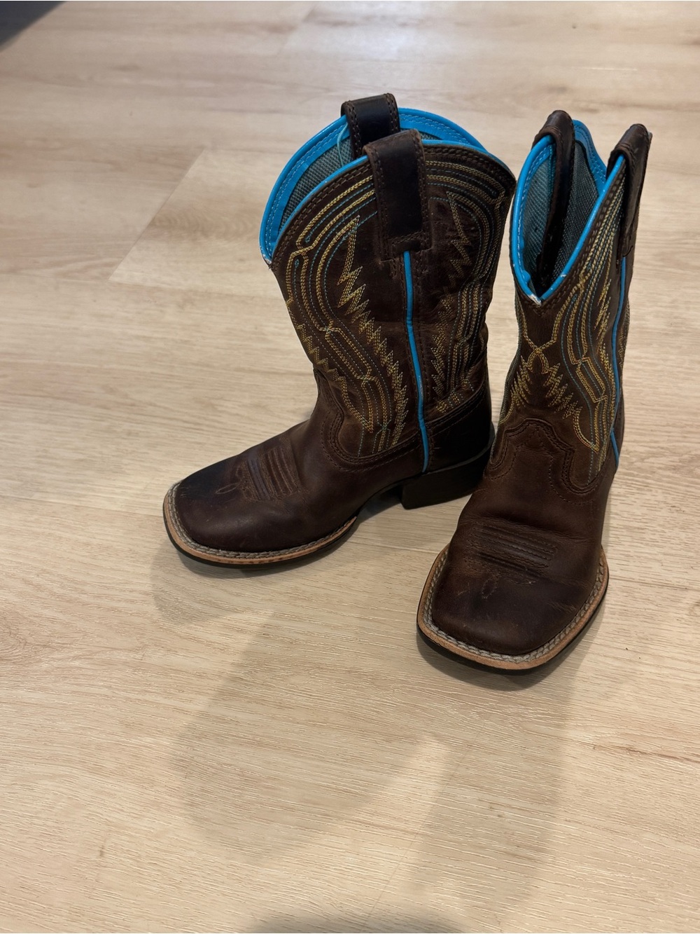 Ariat Kids Brown Leather Western Boots with Blue Trim 8c
